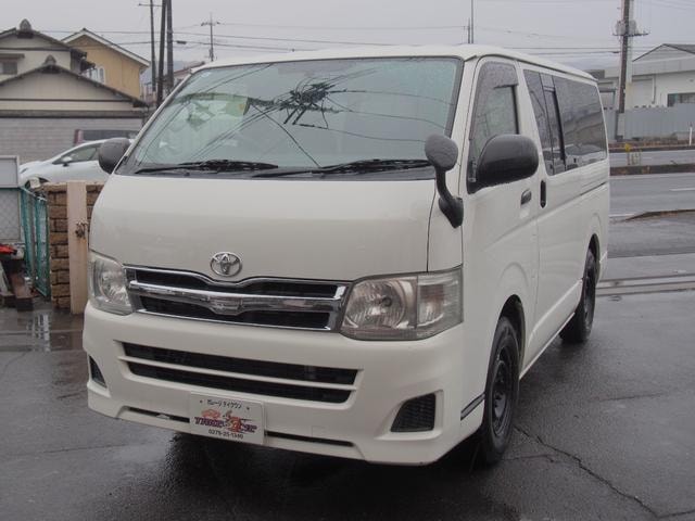 Toyota HIACE VAN 2013 — фото автомобиля 1