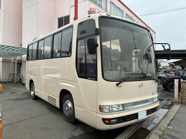 Hino MELPHA 2001 — фото автомобиля 1