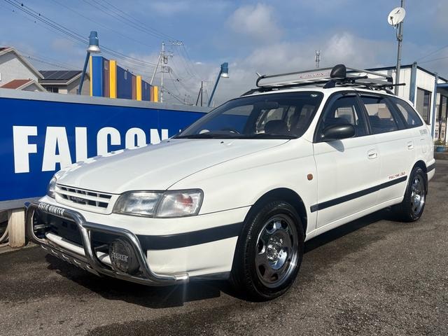 Toyota CALDINA 1995 — фото автомобиля