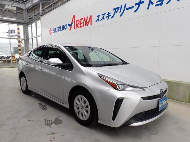 Toyota PRIUS 2019 — фото автомобиля 1