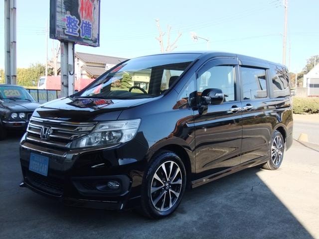 Honda STEPWAGON SPADA 2013 — фото автомобиля