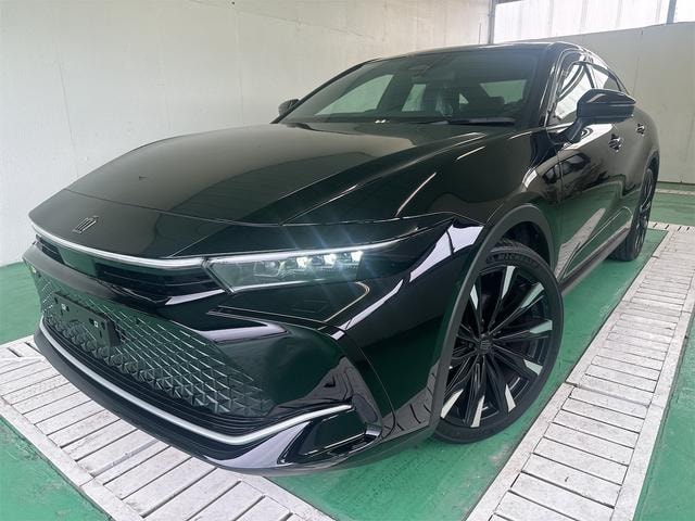 Toyota CROWN CROSSOVER 2023 — фото автомобиля 1