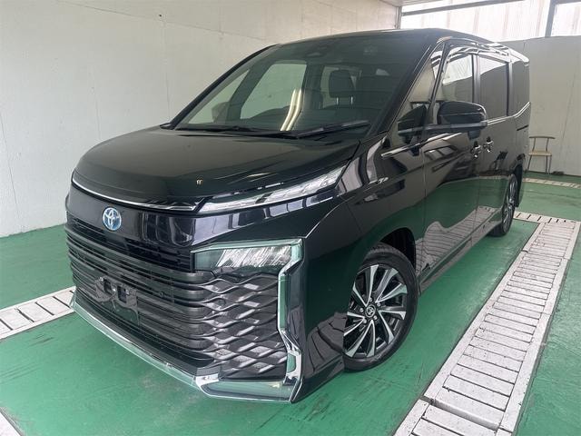 Toyota VOXY 2025 — фото автомобиля