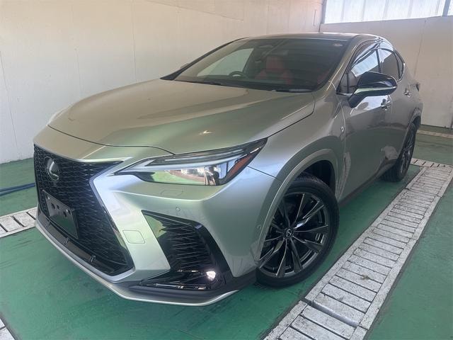 Lexus NX 2025 — фото автомобиля 1