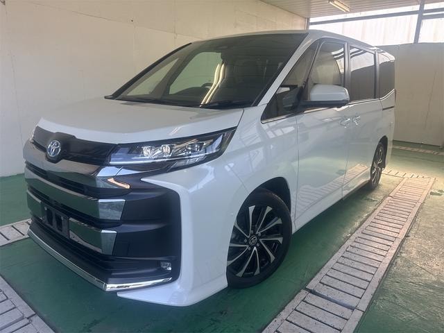 Toyota NOAH 2024 — фото автомобиля 1