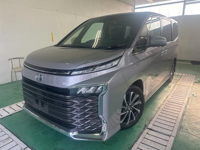Toyota VOXY 2026 — фото автомобиля