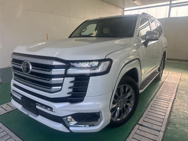 Toyota LAND CRUISER 2024 — фото автомобиля