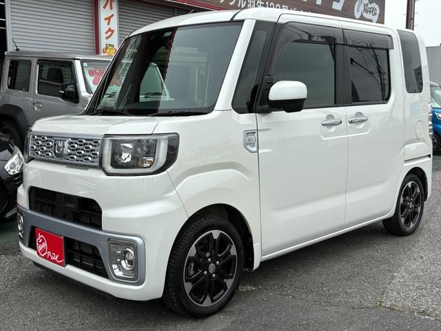 Daihatsu WAKE 2015 — фото автомобиля 1