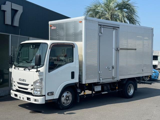 Isuzu ELF TRUCK 2016 — фото автомобиля 1