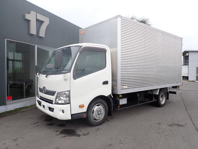Hino DUTRO 2018 — фото автомобиля 1