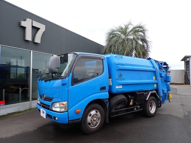 Hino DUTRO 2014 — фото автомобиля 1