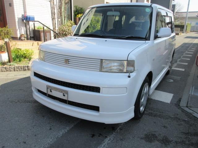 Toyota bB 2005 — фото автомобиля 1