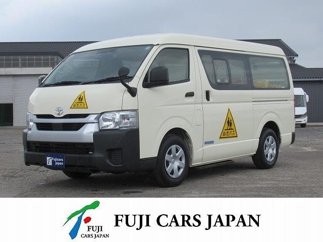 Toyota HIACE WAGON 2022 — фото автомобиля