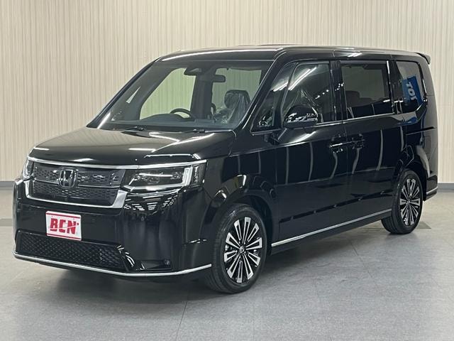 Honda STEPWAGON 2025 — фото автомобиля 1