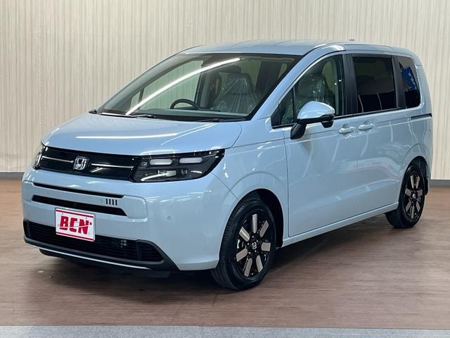 Honda FREED 2026 — фото автомобиля 1