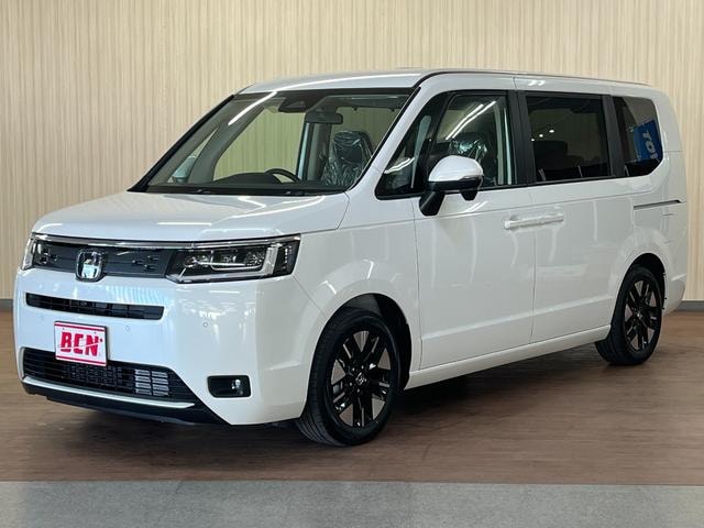 Honda STEPWAGON 2026 — фото автомобиля 1