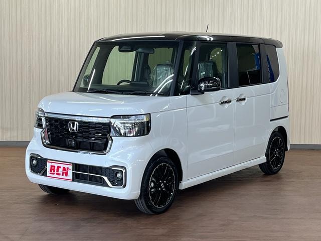 Honda N-BOX CUSTOM 2026 — фото автомобиля 1