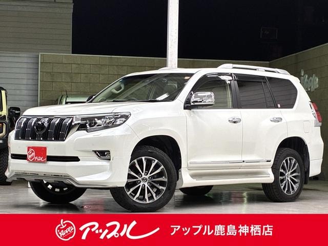 Toyota LAND CRUISER PRADO 2017 — фото автомобиля