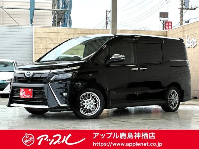 Toyota VOXY 2021 — фото автомобиля 1