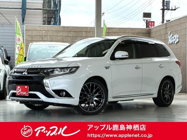 Mitsubishi OUTLANDER PHEV 2016 — фото автомобиля