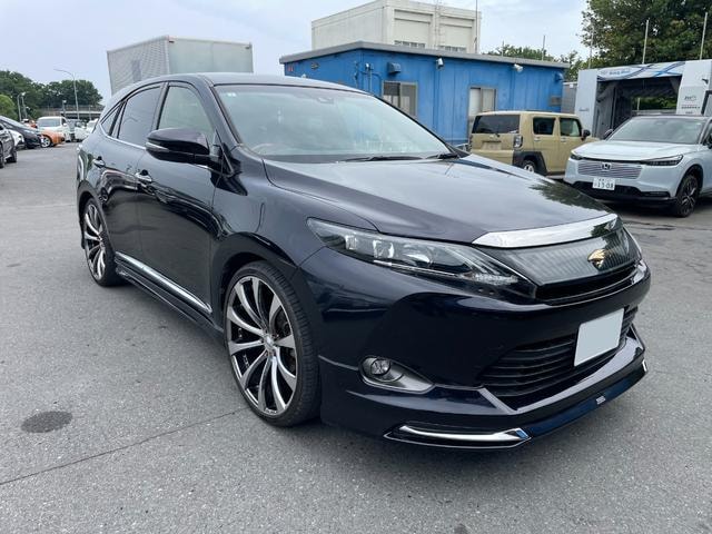 Toyota HARRIER 2017 — фото автомобиля 1
