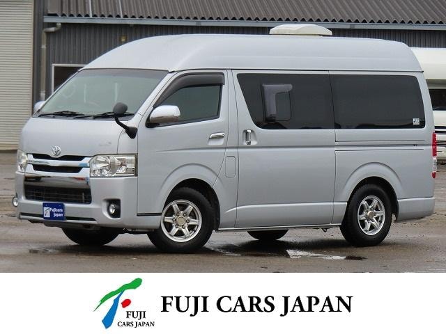 Toyota HIACE VAN 2016 — фото автомобиля