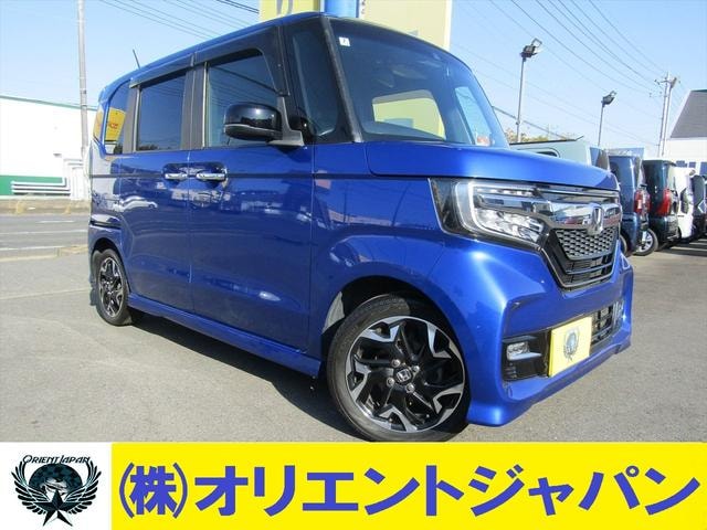 Honda N-BOX CUSTOM 2018 — фото автомобиля