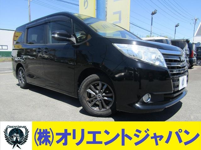Toyota NOAH 2016 — фото автомобиля 1