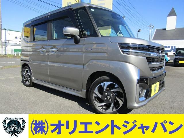 Suzuki SPACIA CUSTOM 2025 — фото автомобиля