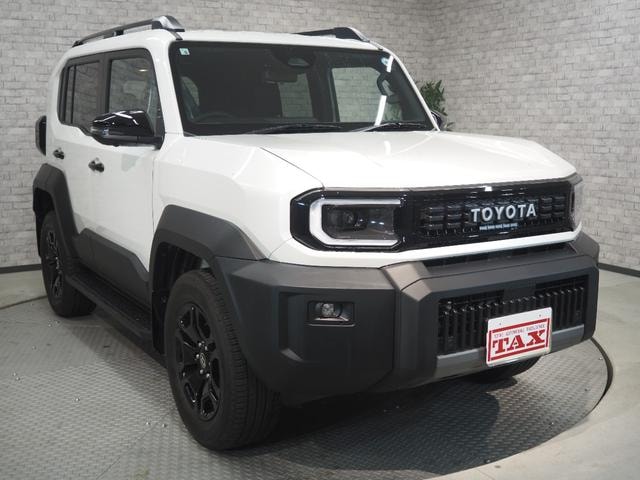 Toyota LAND CRUISER FJ 2026 — фото автомобиля
