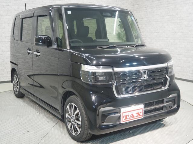 Honda N-BOX CUSTOM 2024 — фото автомобиля