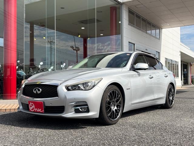 Nissan SKYLINE 2015 — фото автомобиля