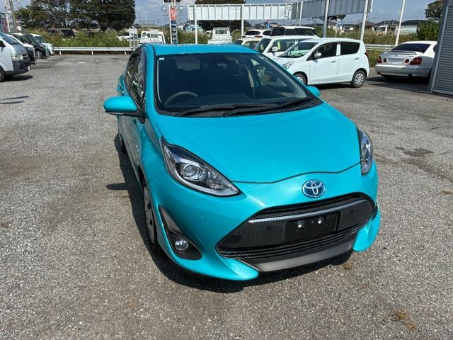 Toyota AQUA 2019 — фото автомобиля 1
