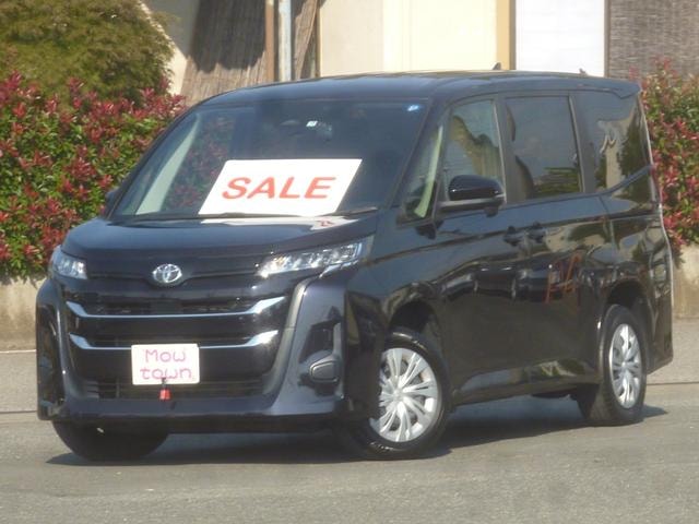 Toyota NOAH 2022 — фото автомобиля 1