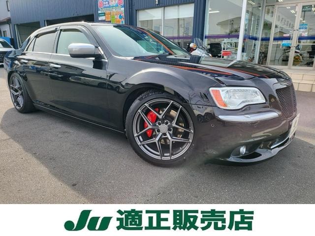Chrysler 300 2015 — фото автомобиля 1