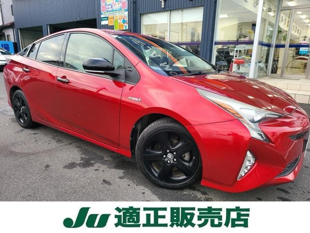 Toyota PRIUS 2015 — фото автомобиля 1