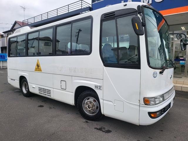 Hino MELPHA 2002 — фото автомобиля 1