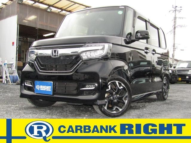 Honda N-BOX CUSTOM 2018 — фото автомобиля 1