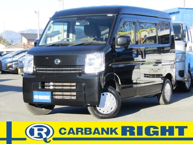Nissan NV100CLIPPER VAN 2018 — фото автомобиля
