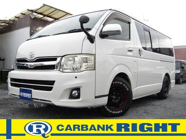 Toyota REGIUS ACE VAN 2011 — фото автомобиля