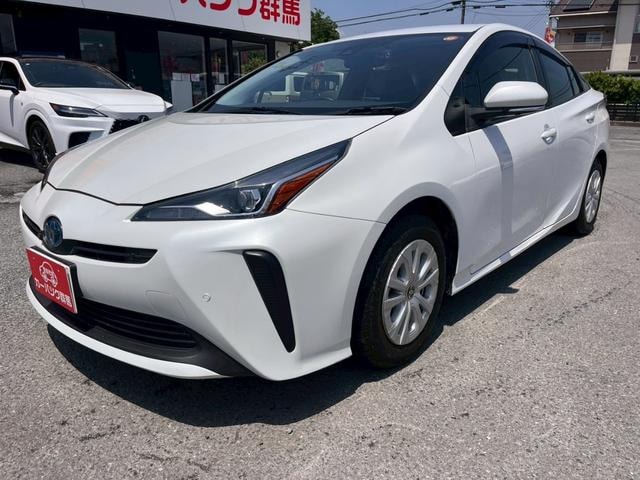 Toyota PRIUS 2021 — фото автомобиля 1