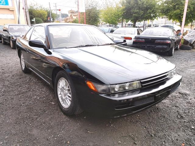 Nissan SILVIA 1990 — фото автомобиля 1