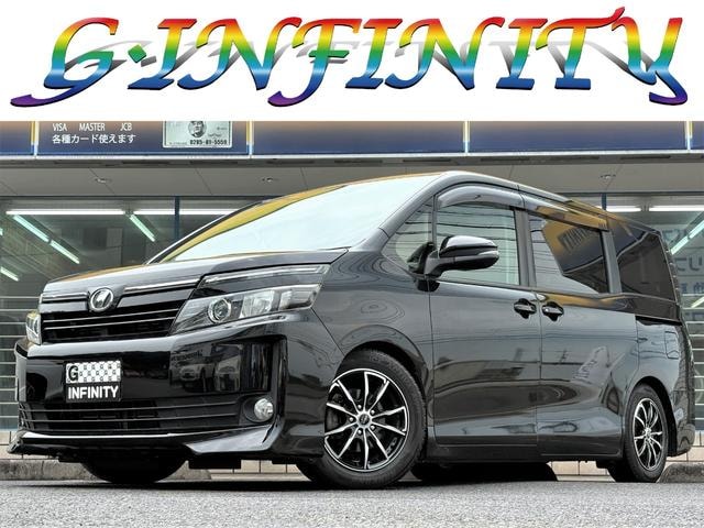 Toyota VOXY 2015 — фото автомобиля 1
