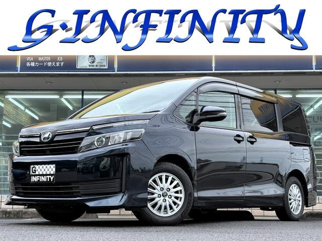 Toyota VOXY 2014 — фото автомобиля