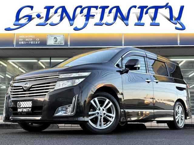 Nissan ELGRAND 2010 — фото автомобиля