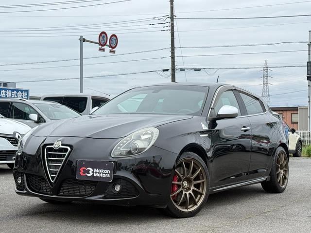 Alfa Romeo GIULIETTA 2012 — фото автомобиля