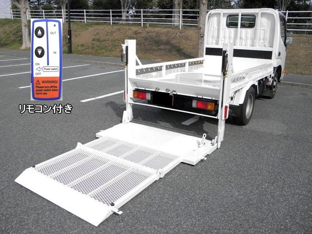 Toyota DYNA TRUCK 2012 — фото автомобиля 1