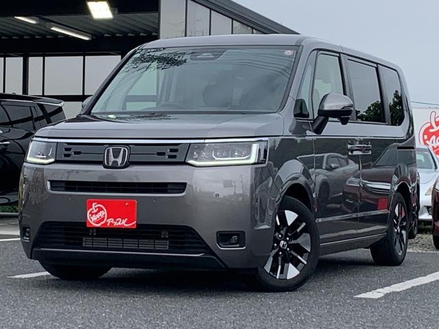 Honda STEPWAGON 2023 — фото автомобиля 1