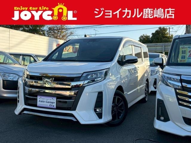 Toyota NOAH 2017 — фото автомобиля 1