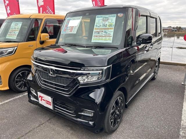 Honda N-BOX CUSTOM 2018 — фото автомобиля 1